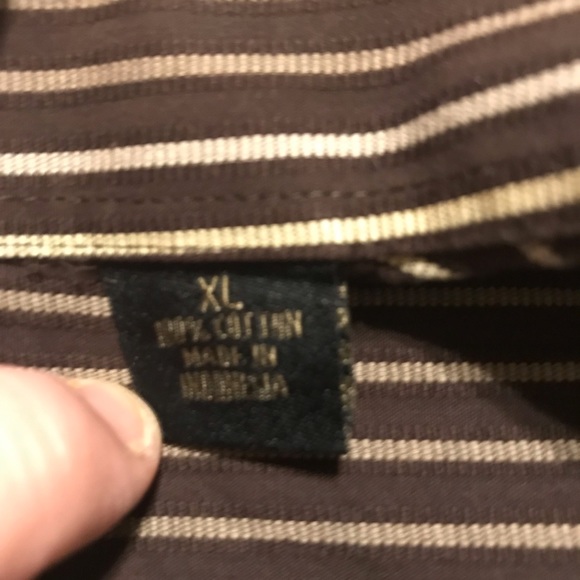 ❤️ Mens size XL brown button down long sleeve shirt in great condition - Picture 9 of 11